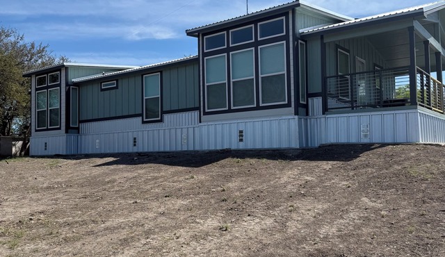 Riverfront Property with Direct Access & Private Pier