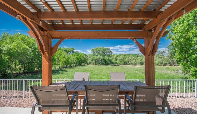 Riverfront Ranch, Near Wine Tasting & Sedona