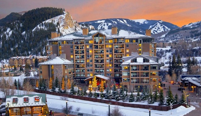 Riverfront Resort and Spa - Luxury Studio Suite: SKI IN/SKI OUT