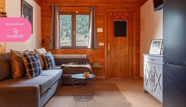 Riverfront Retreat by Grandvalira & Parkingnn