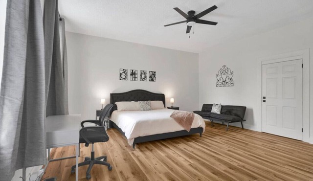 Riverfront Retreats Room 2!