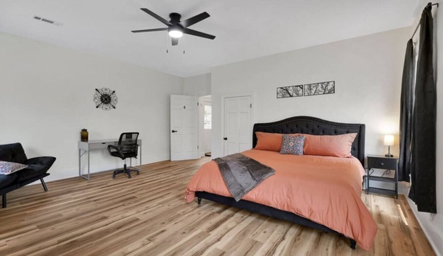 Riverfront Retreat Room 4!