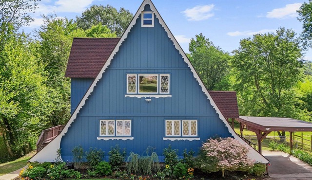 Riverfront Retreat-HotTubIDock|Fenced YardINear DC