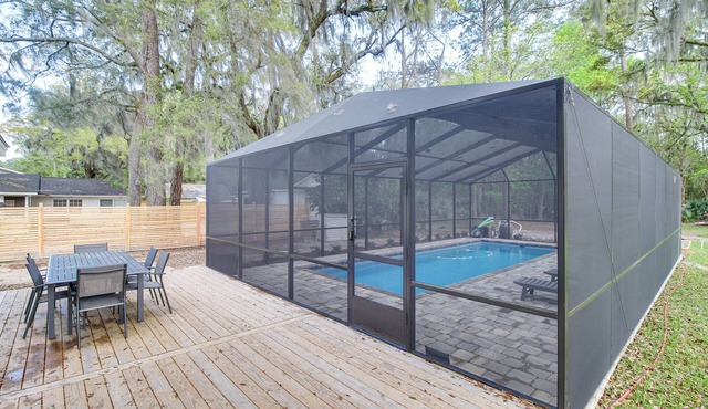 Riverfront Richmond Hill Home w/ Private Pool