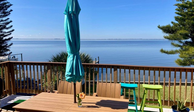 Riverfront*Shared Pool*3-Minute Walk to Beach (201)