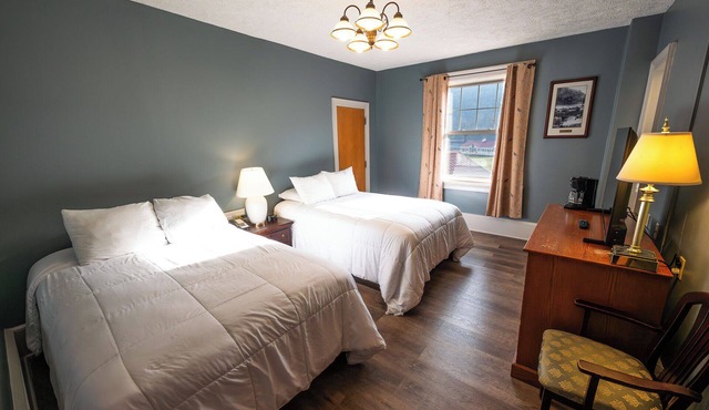 Riverfront Stay – Peaceful Pocono Escape Near Nature & Trails | 2 Units