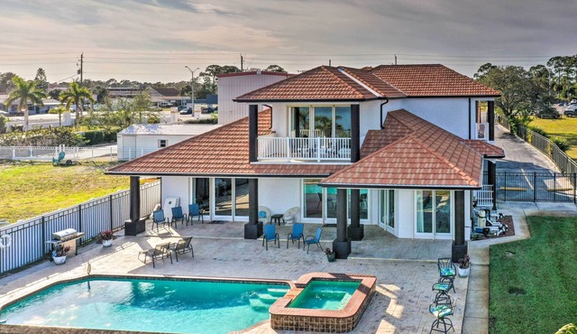 Riverfront Titusville Home w/Pool + Pickleball!
