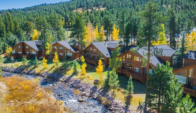Riverfront! Views, minute to RMNP & town