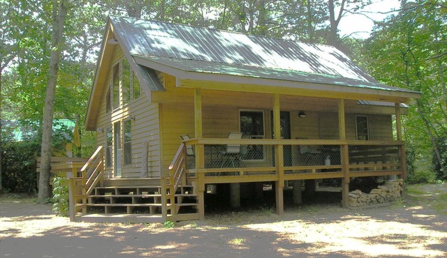Rivers Edge Cabin, Little River