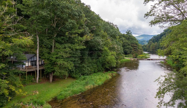 Rivers Edge in Todd - Home with hot tub- Enjoy the River from your front porch rocker