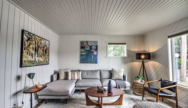 Riverside Cabin Retreat on Fishhook River – Modern Comfort Meets Up North Charm