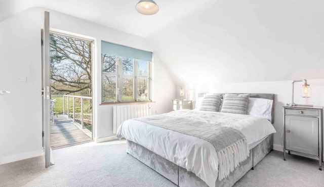 Riverside Coach House, Hunton Yalding, Maidstone