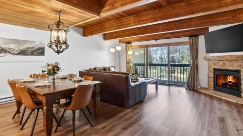 Riverside Condos C102 by AvantStay