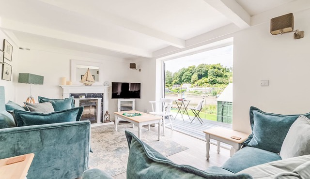 Riverside Cottage by Interhome