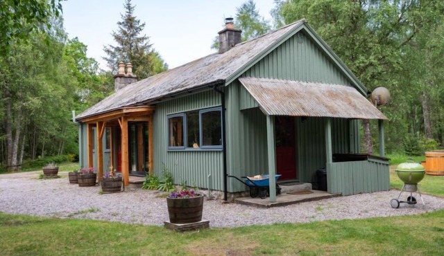 Riverside Cottage by Interhome