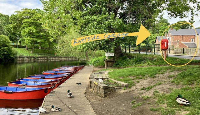 Riverside Cottage Morpeth town centre riverside location, off street car parking