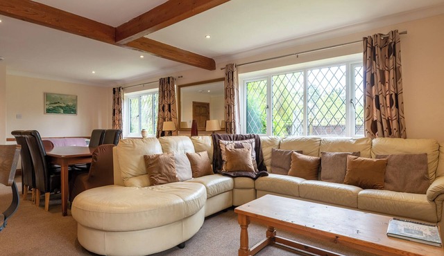 Riverside Cottage-UK41439