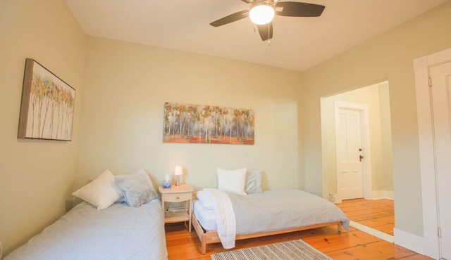 Riverside Country Retreat near Mahone Bay, Lunenburg and Oak Island