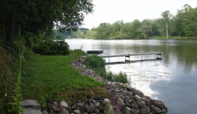 Riverside Getaway - Spend Time with Family and Friends