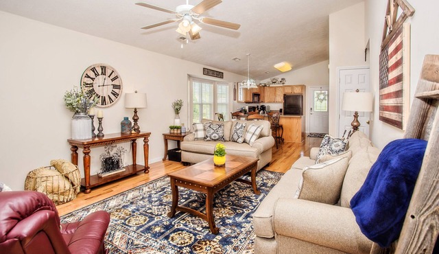 Riverside Haven. Easy Drive. Minutes to It All!