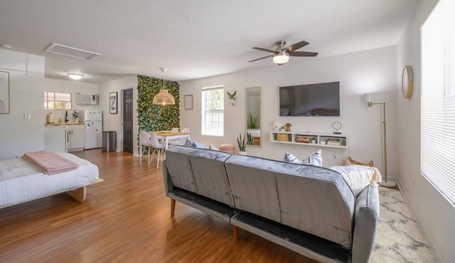 Riverside Heights Guest House