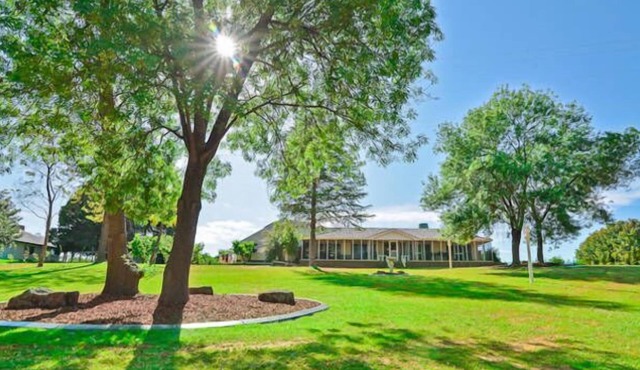 Riverside Holiday Home