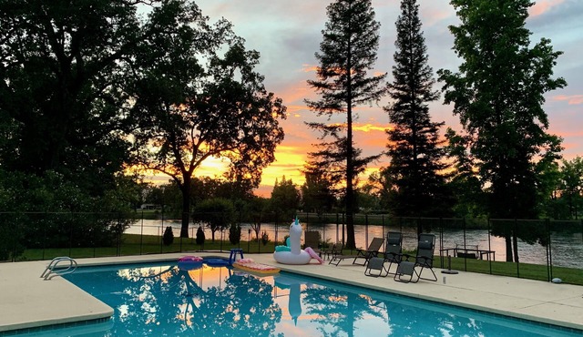 Riverside Home + Cottage - Exclusive Private Pool & Hot Tub - Sleeps 12