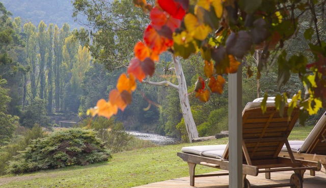 Riverside House on the beautiful Howqua River