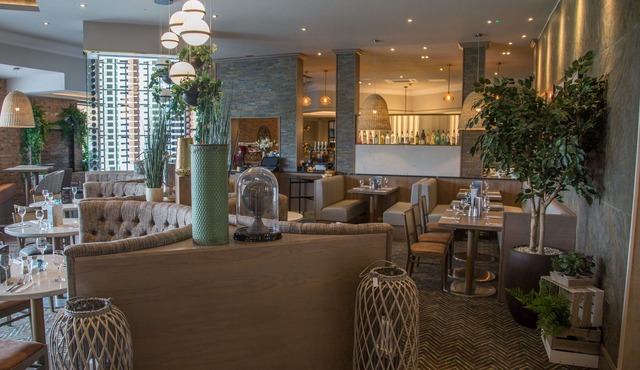 Riverside Lodge Hotel