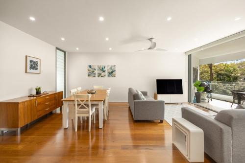 Riverside Lux 2Bed 2Bath Parking