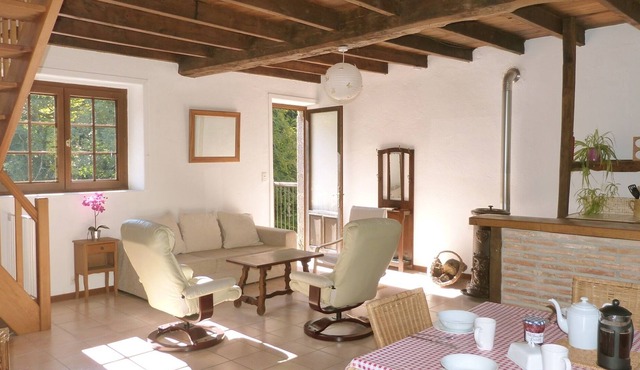 Riverside Mill in walking distance of village with Restaurant / Bar & Bakery