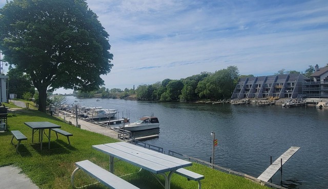 Riverside Motel and Marina Manistee
