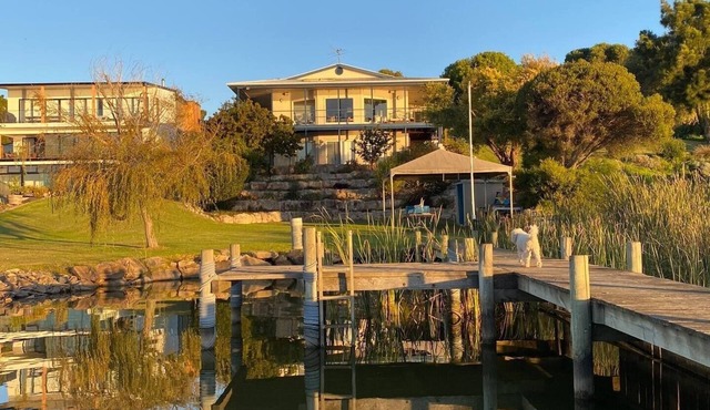 Riverside Retreat on Hindmarsh Island