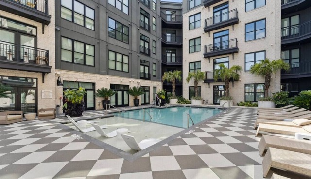 Riverside Retreat | 2BR w/Balcony & Pool Access!
