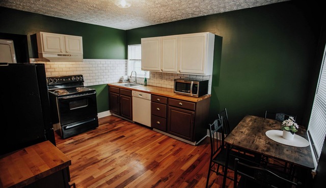 Riverside Retreat at Apt B
