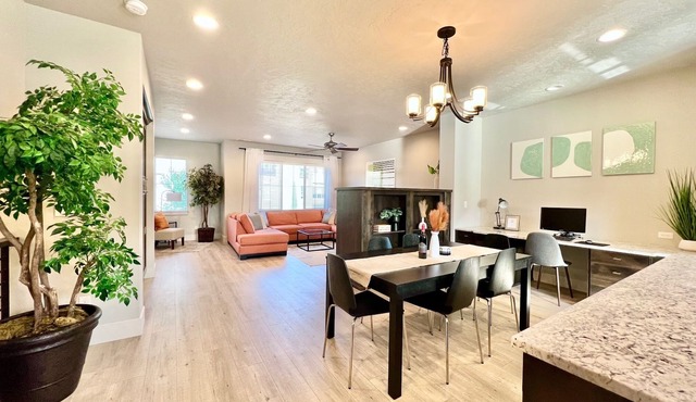 Riverside Retreat - Luxury Living Steps From the Pool, Boise River & Greenbelt