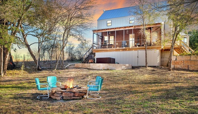 Riverside Retreat with River Access and Stunning views!