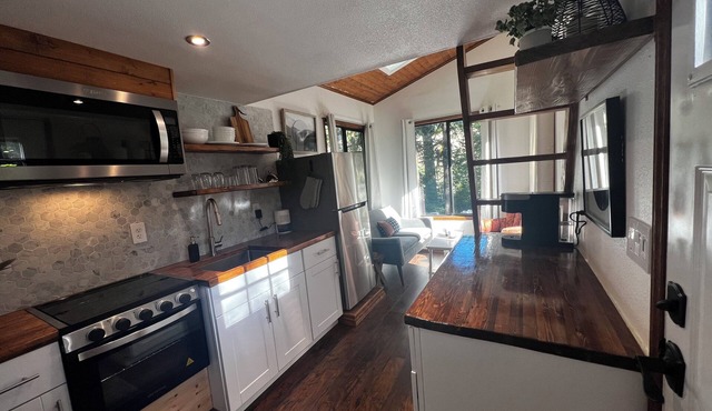 Riverside Tiny House for 2