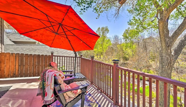 Riverside Tree House Suite w/Balcony & Grill