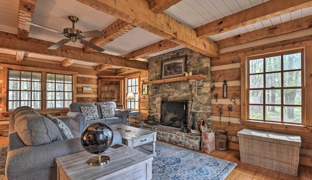 ‘Riversong’ Cabin w/Fire Pit on North River