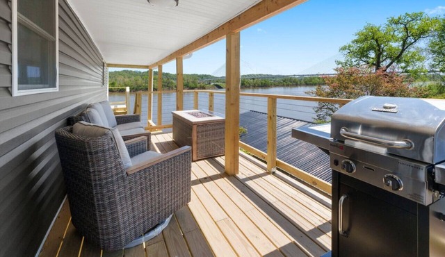 RiverSuite3 - The view will ease your mind
