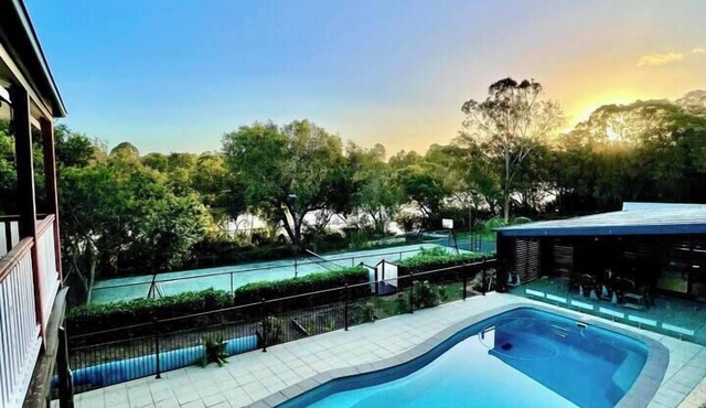 RiverView 5Bs Home near Freeway&Shops @ Loganholme