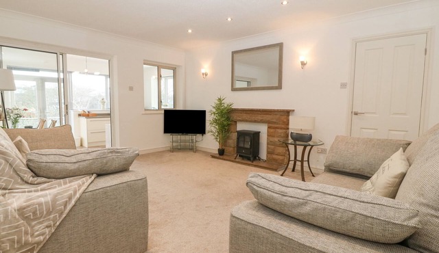 RIVERVIEW APARTMENT, family friendly in Cemaes Bay