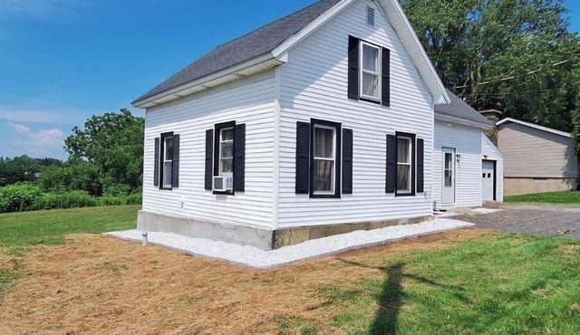 Riverview Bliss in Beautiful Home