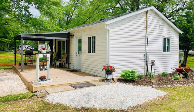 Riverview Cabin Cottage B
