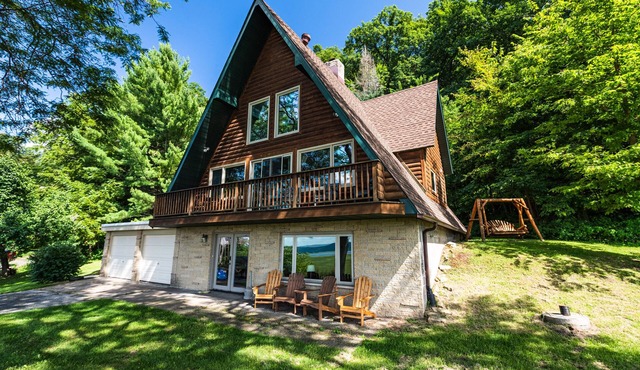 Riverview Cabin home!