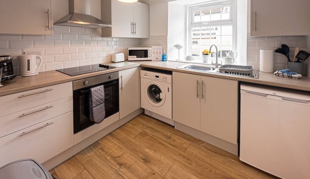 Riverview Cottage gorgeous 1 bedroom cottage