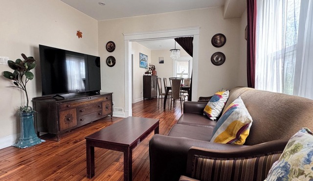 *Riverview cottage* perfect for family vacation