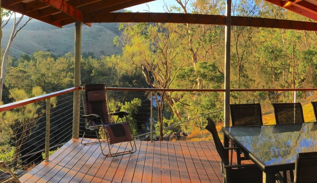 Riverview Cottage: serene views over the Barrington River