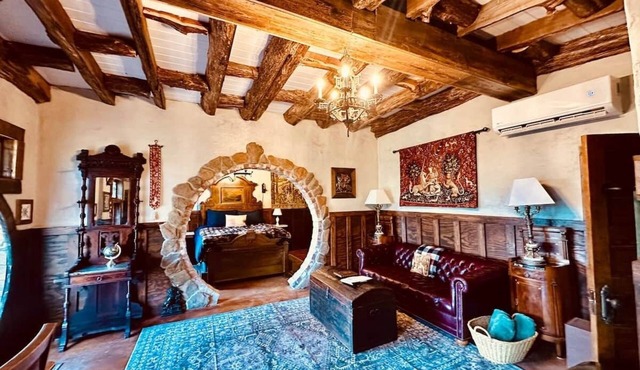 Riverview Hobbit House